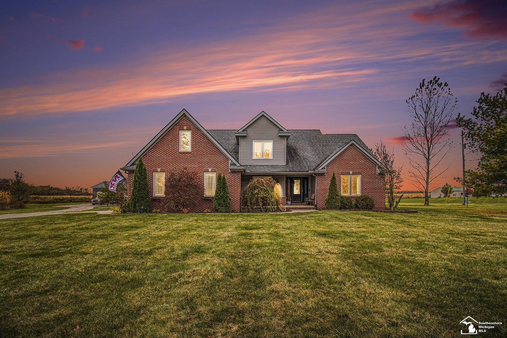 8233 Sylvania Petersburg Rd, Whiteford township