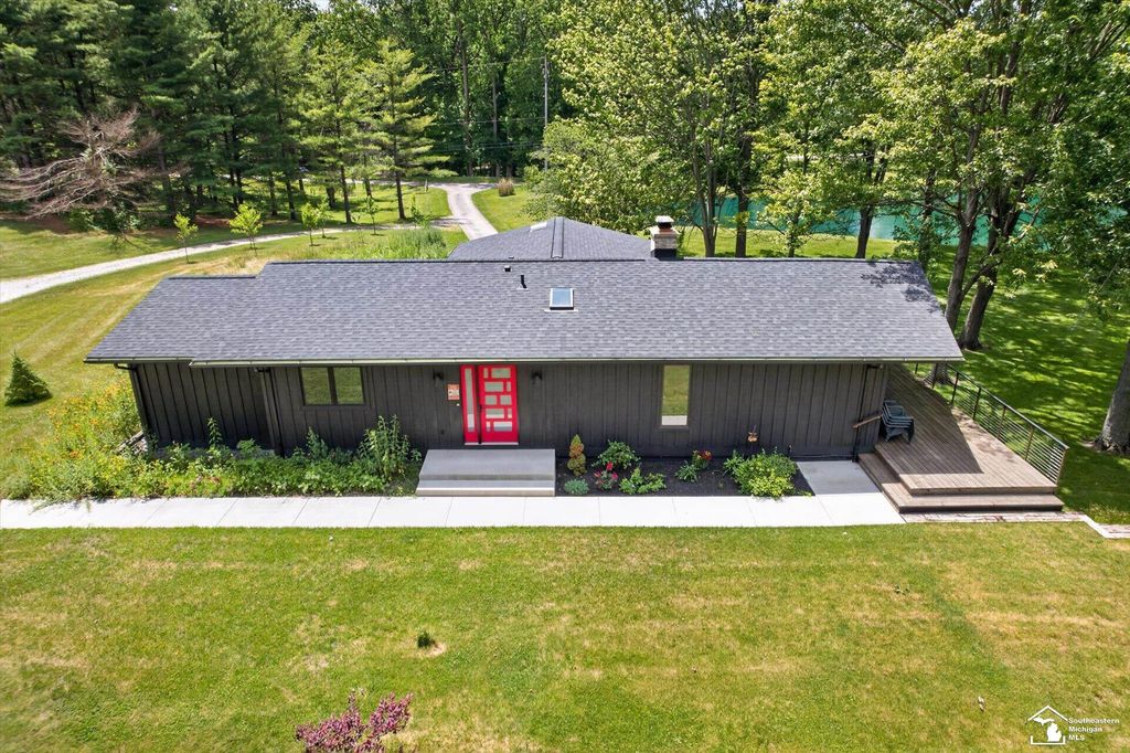 4270 Temperance Rd. Rd, Whiteford township