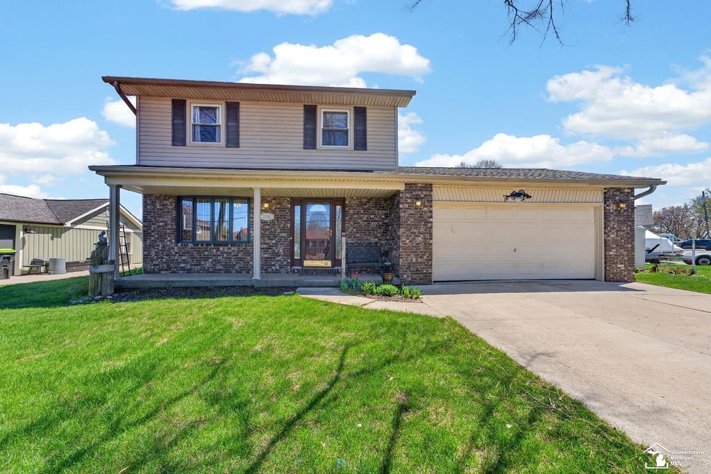 30189 Pointe Dr, Gibraltar city