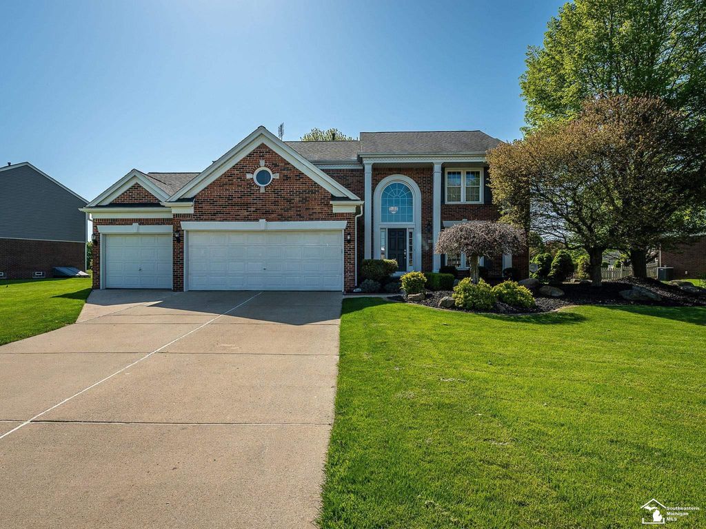 839 Kings Park Rd, Monroe