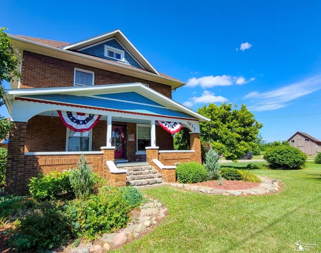 1827 Newport Rd, Ash township