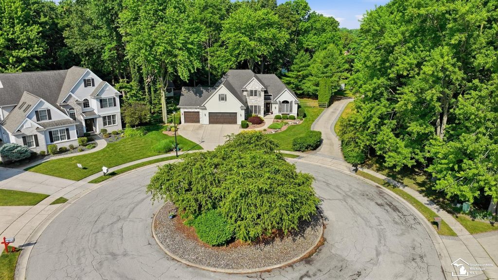 1345 Logans Run St, Bedford township