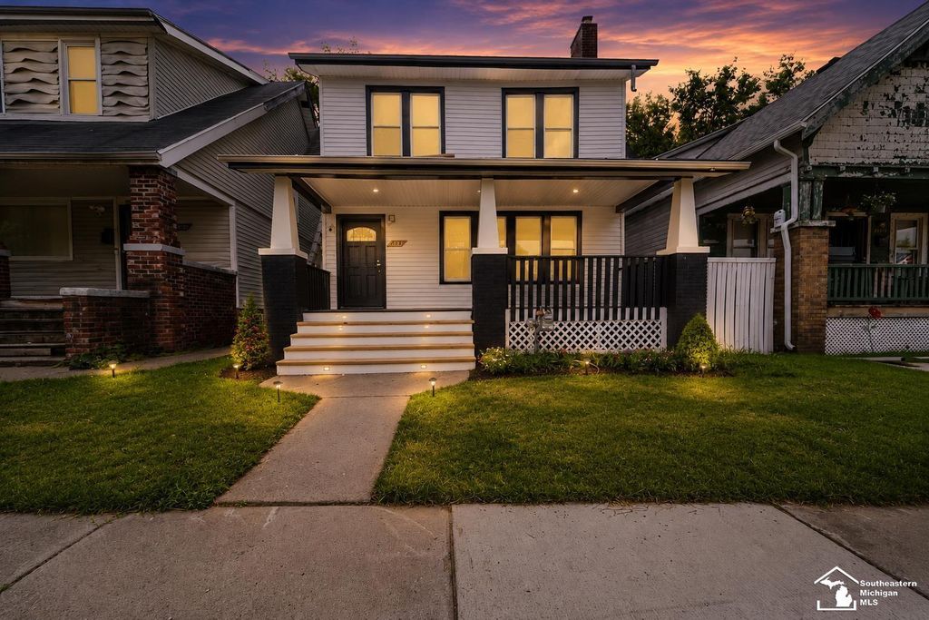 2353 Richton Strm, Detroit city