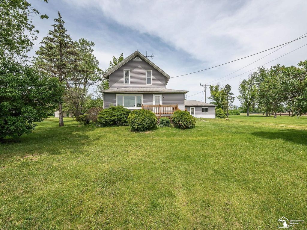3754 Stewart Rd, Frenchtown township