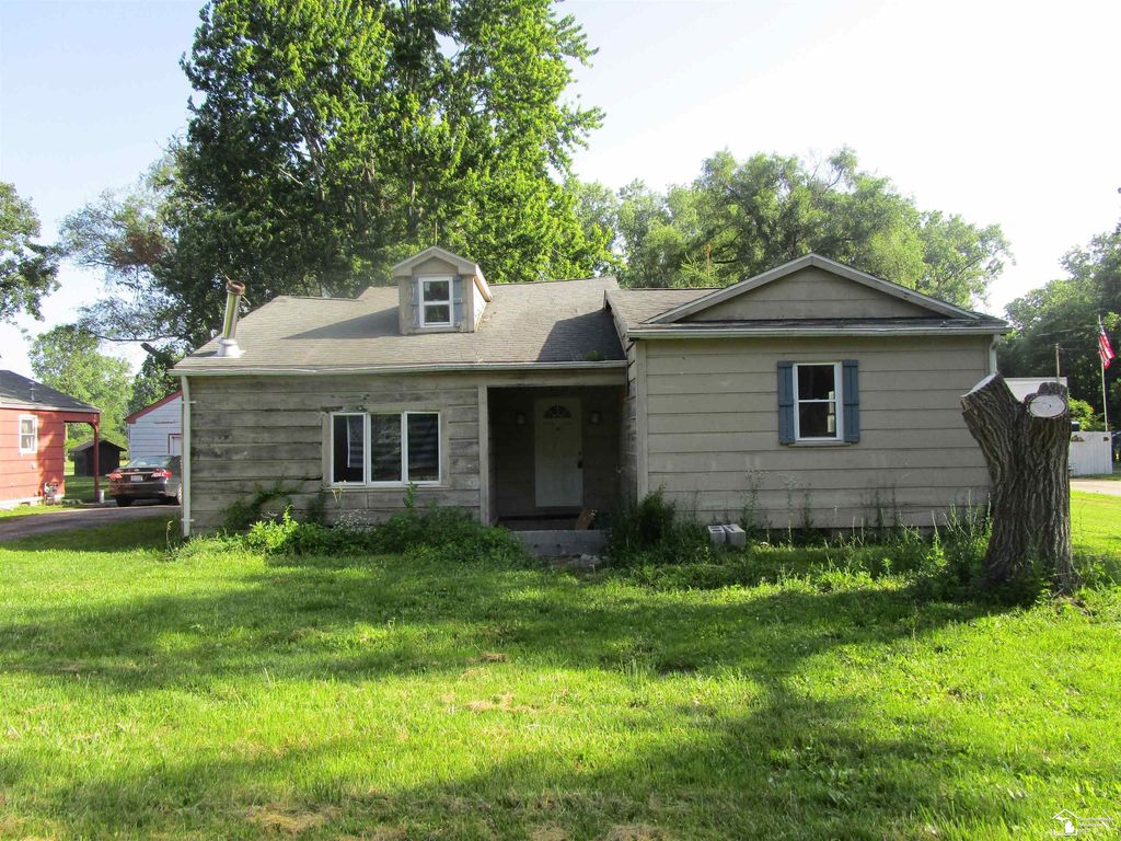 3450 Swartz Rd, La Salle township