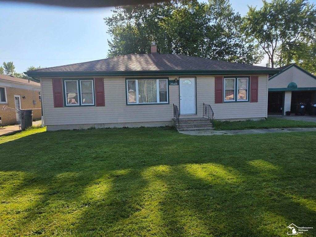 25425 Fairgrove St, Woodhaven city