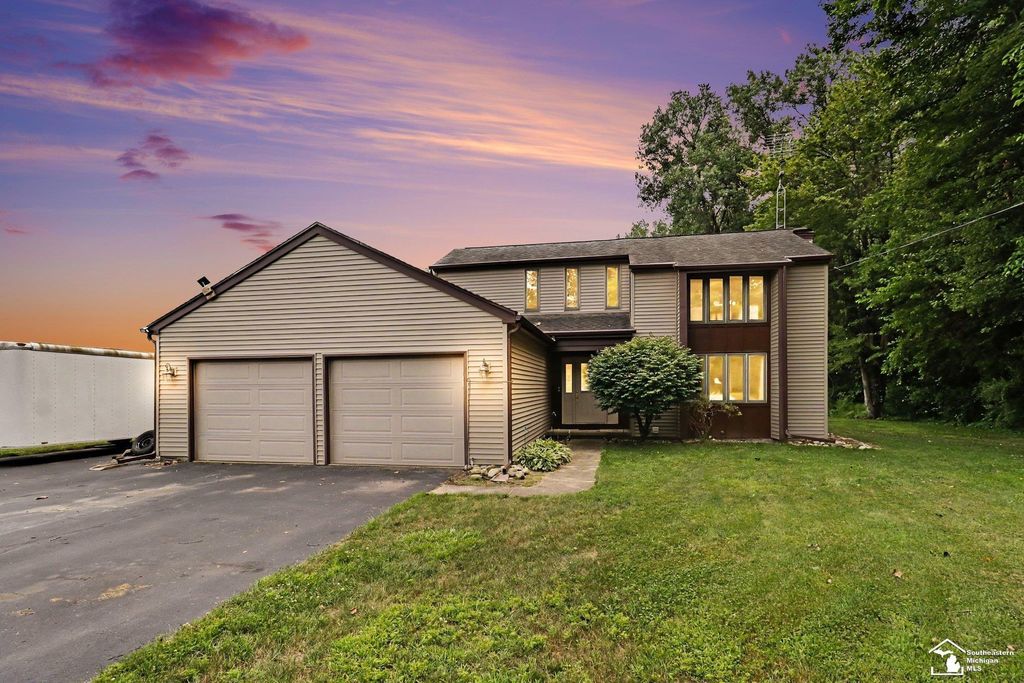601 W Erie Rd, Unknown City