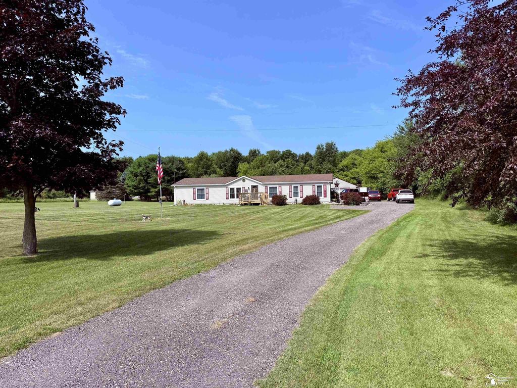 1300 Wetherby Rd, Liberty township