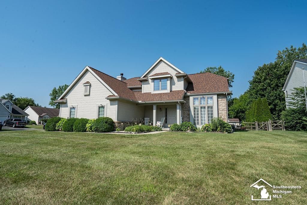 6829 Pine Creek Ct, Bedford township