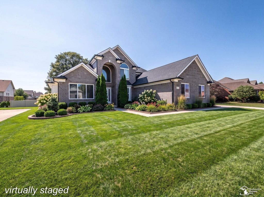 32220 Adam Brown Dr, Brownstown charter township