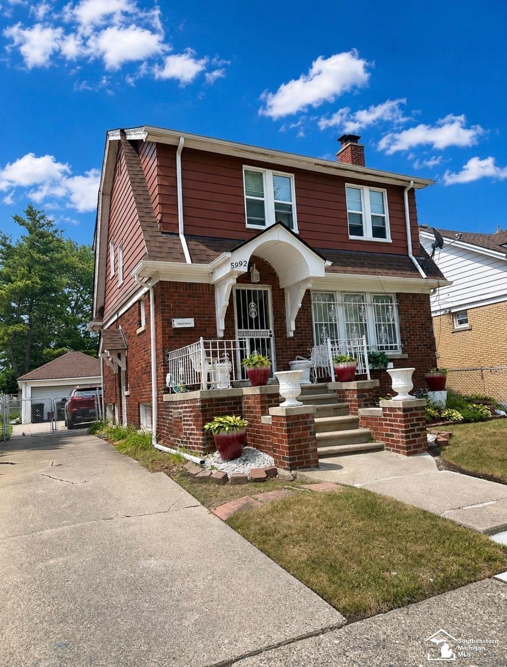 5992 Lakewood St, Detroit city