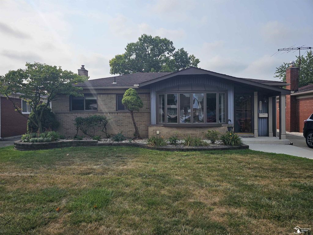 24911 Ward St, Taylor city