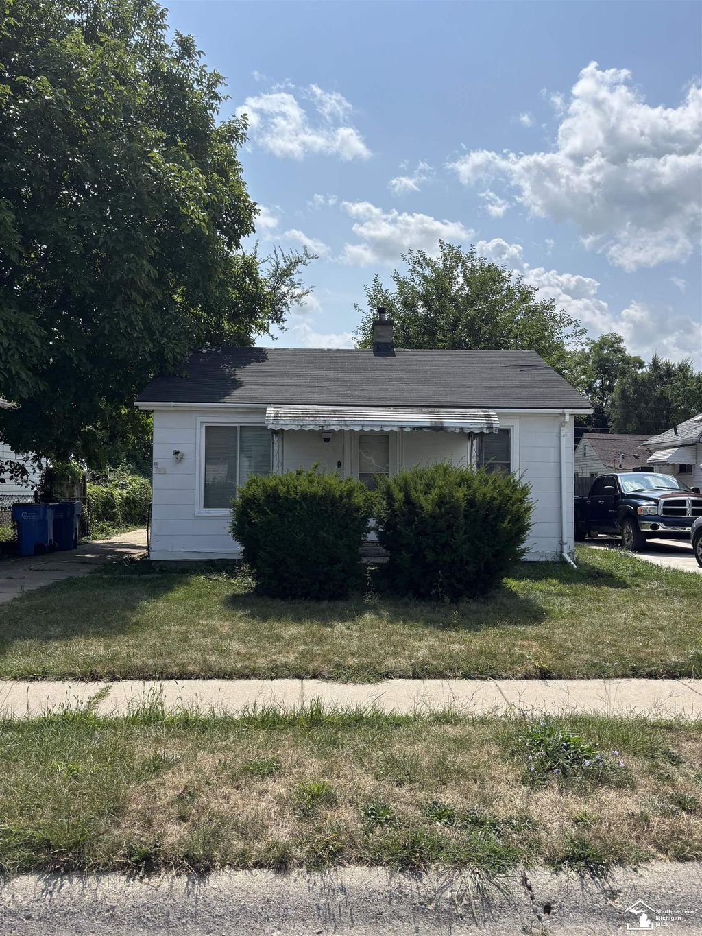 7616 Meadow St, Warren city