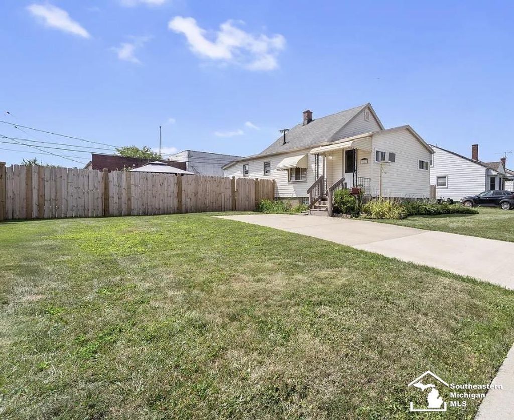 1727 Sycamore St, Wyandotte city