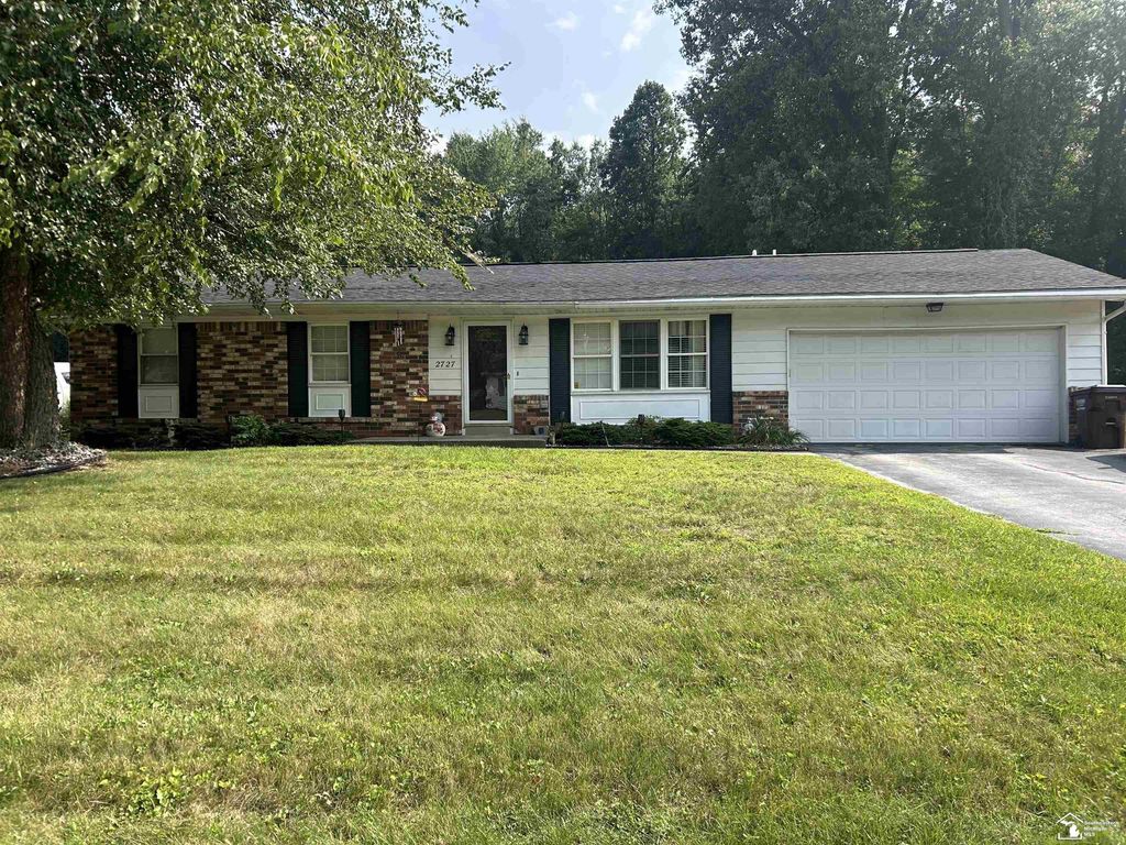 2727 Thunderbird Trl, Bedford township