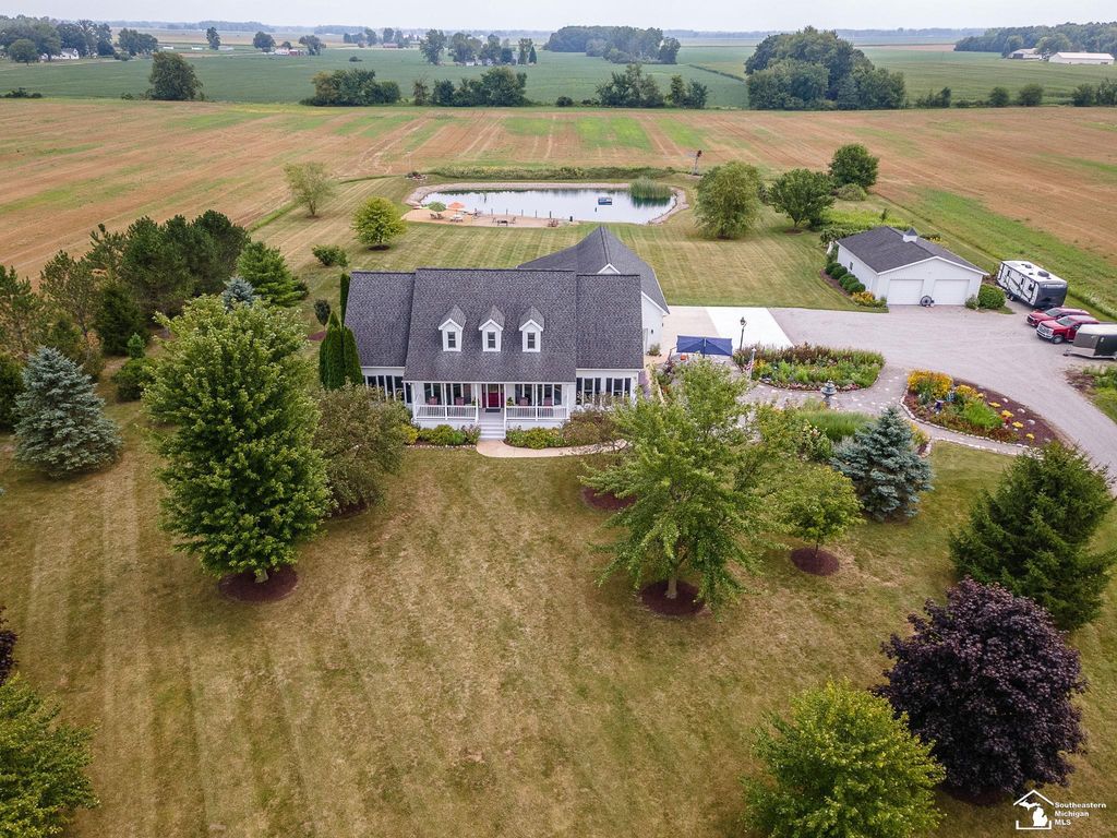 6768 Dennison Rd, Dundee township