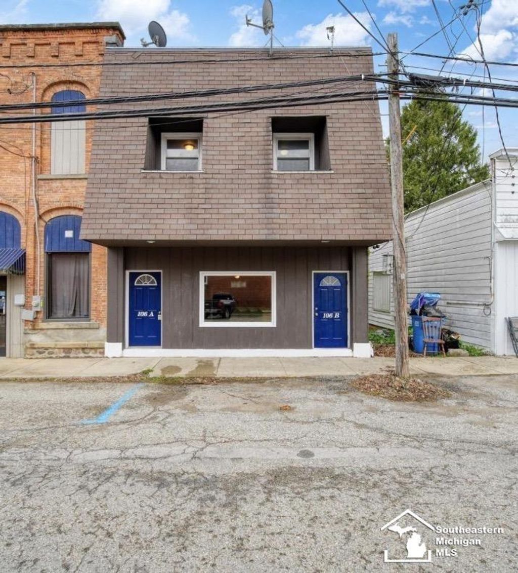 106 N Talbot St, Addison village