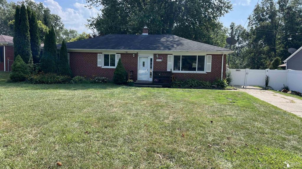 29521 West Rd, Huron charter township