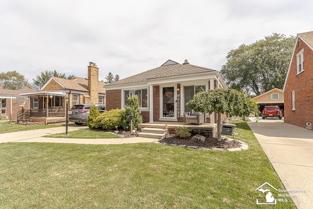 3743 Vassar St, Dearborn