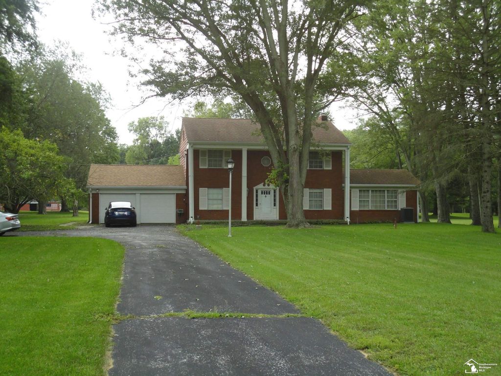 2633 Smith Rd, Lambertville