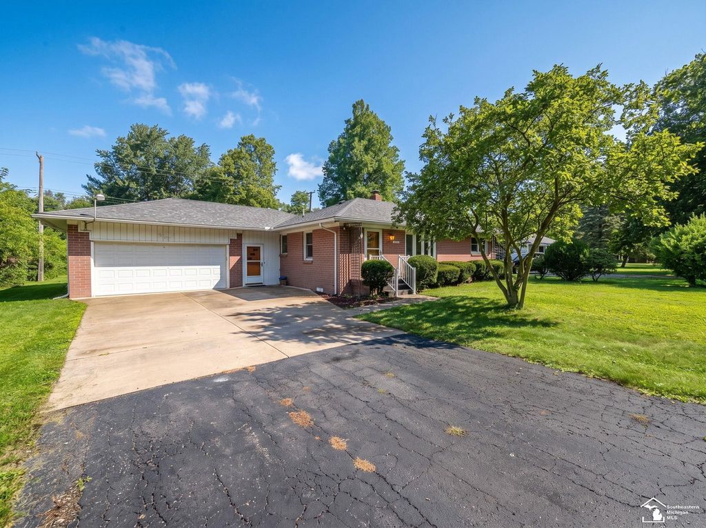 2335 Ready Rd, Carleton