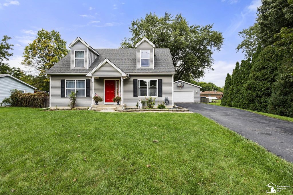 2546 Hasen Dr, Lambertville