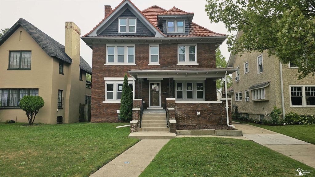 901 Chicago St, Detroit city
