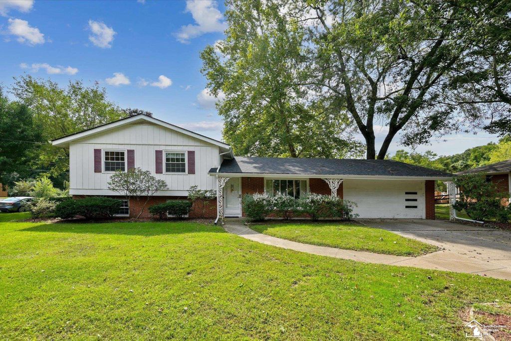663 Pawnee Trl, Temperance