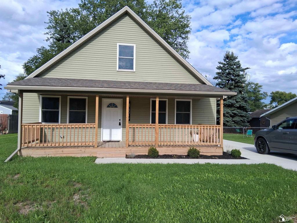 3019 8th St, Monroe