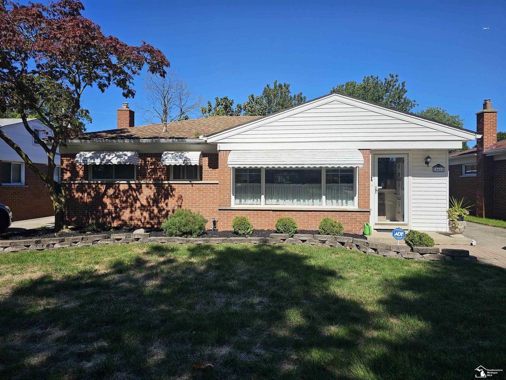 24418 Myler St, Taylor