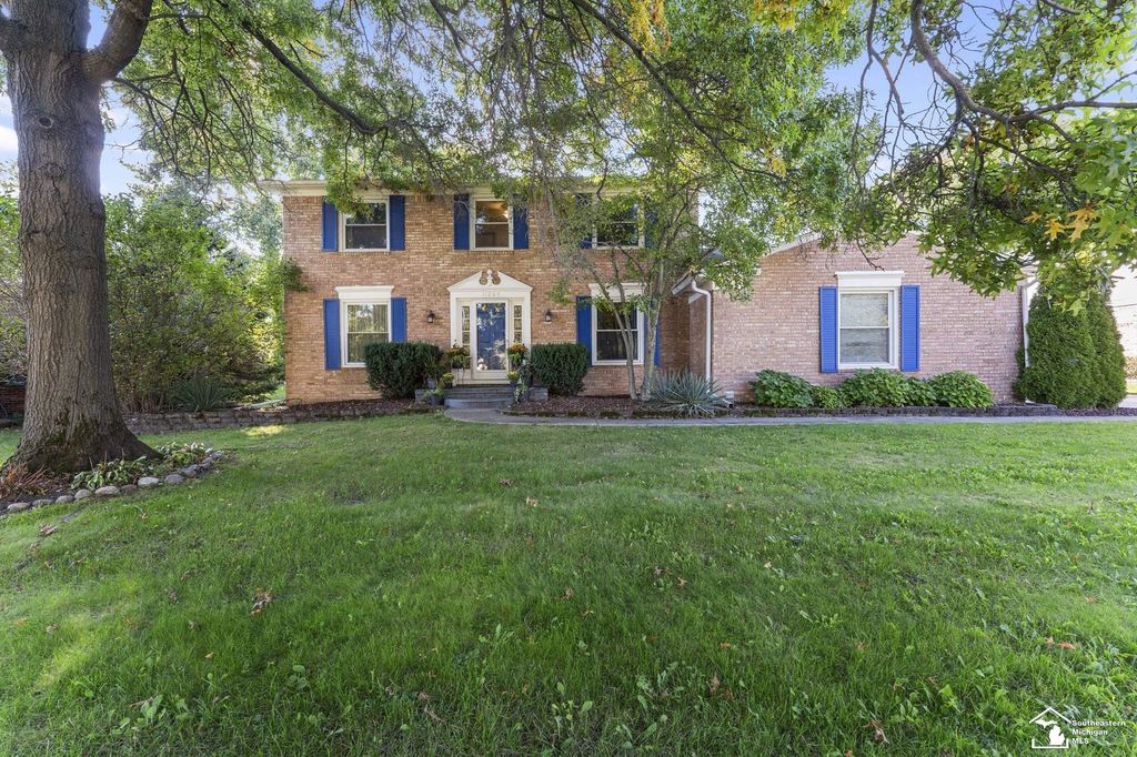 11265 Bellwood Dr, Plymouth