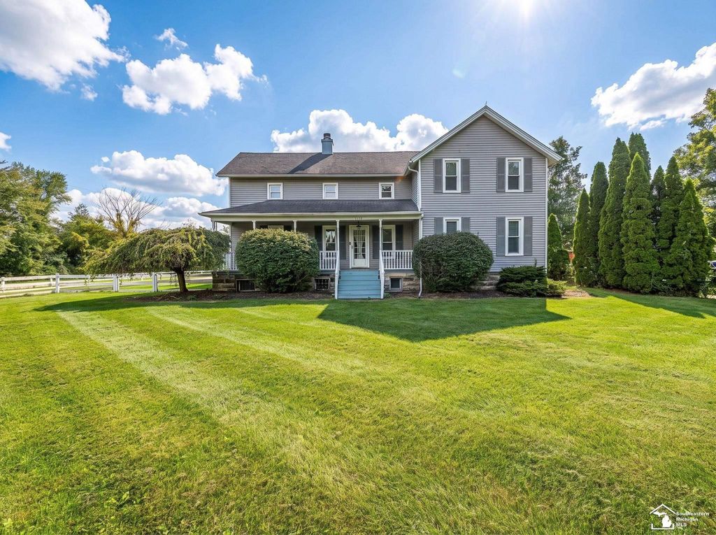 8115 Douglas Rd, Lambertville