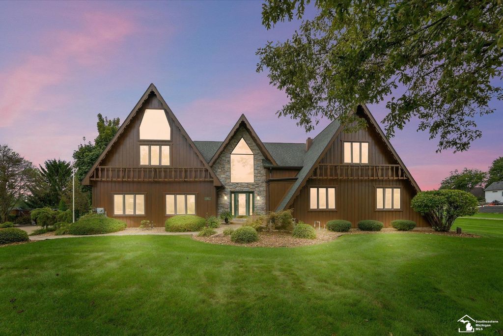 1567 W Erie, Temperance