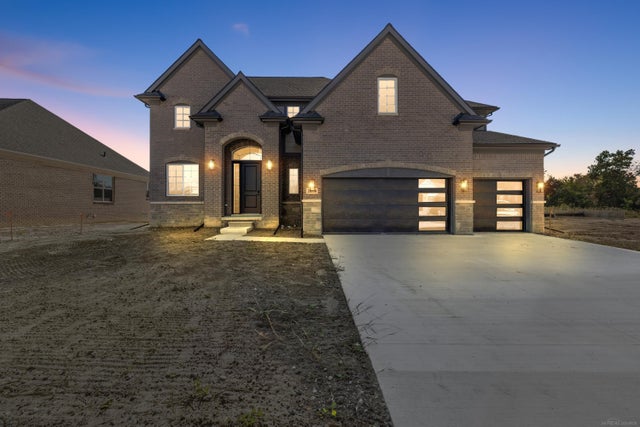 42419 Magnolia Dr, Sterling Heights city