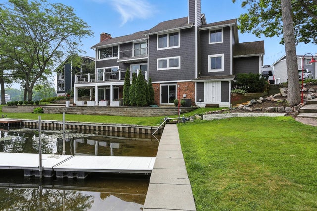 47 Sheron St, Orion charter township