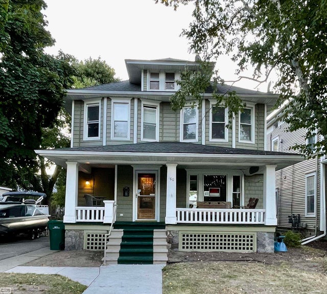 180 S Main St, Romeo village