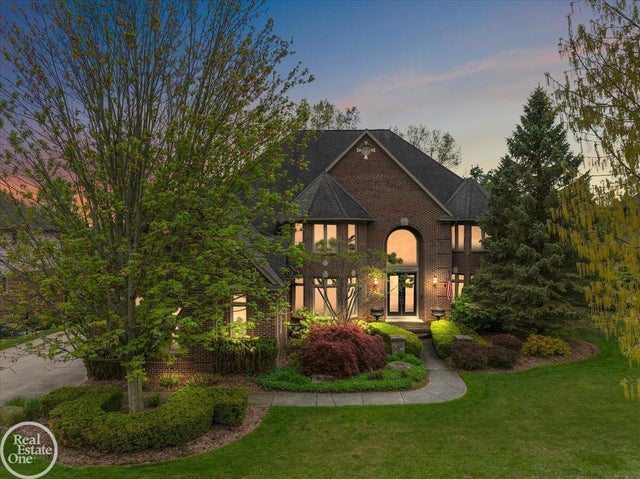877 Quarry Dr, Rochester Hills city