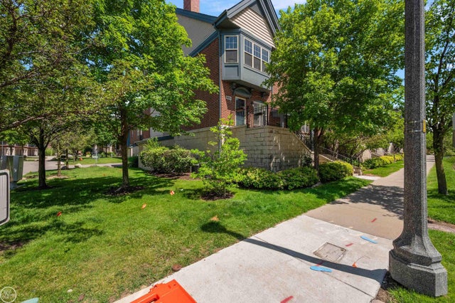 55 Winder St, Detroit city