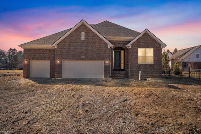 24509 Briar Bay Dr, Macomb township