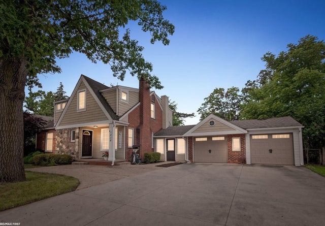 1828 W 12 Mile Rd, Royal Oak city