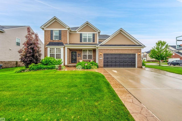 16308 Adelaide Dr, Macomb township