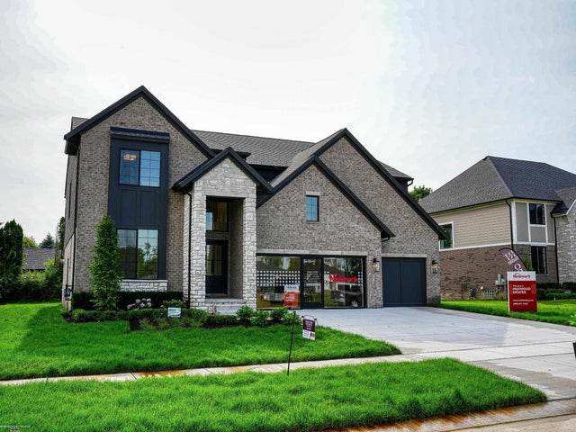 50930 Mistwood Dr, Macomb township