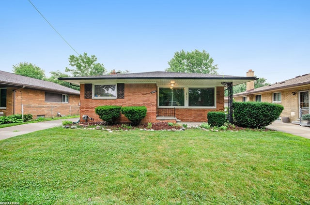 24509 Wood St, St. Clair Shores city