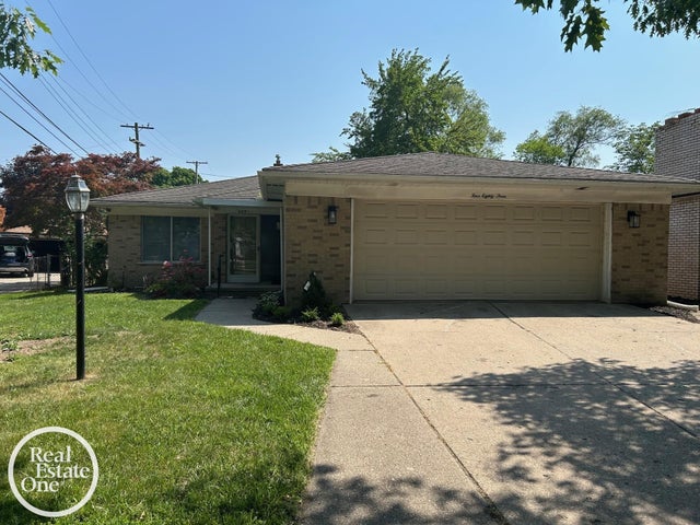 483 Allard Ave, Grosse Pointe Farms city