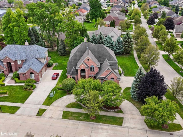 12954 Blue Lakes Cir, Shelby charter township
