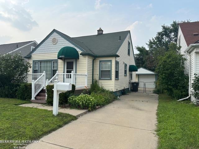 8530 Saratoga St, Oak Park city