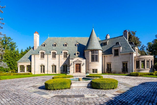 273 Ridge Rd, Grosse Pointe Farms city
