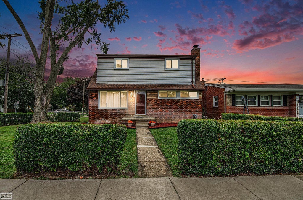 31201 Share St, St. Clair Shores city