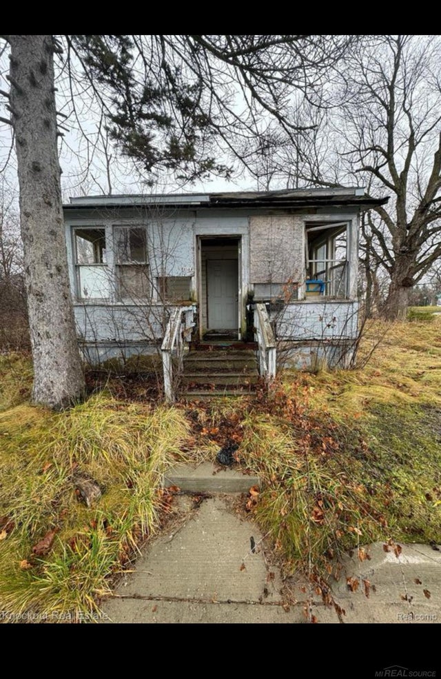 2514 Thayer, Saginaw city