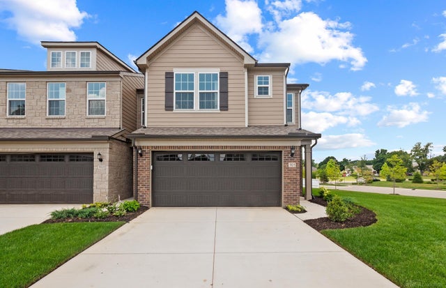 101 Addison Cir, Commerce charter township